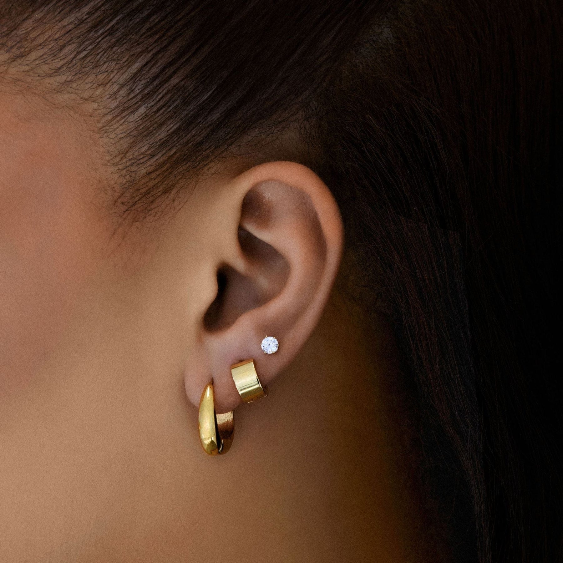 Urbanti Stainless Steel Addison Hoop Earrings