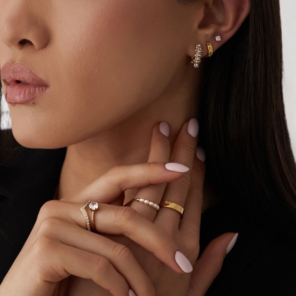 Urbanti Stainless Steel Alice Pearl Hoop Earrings