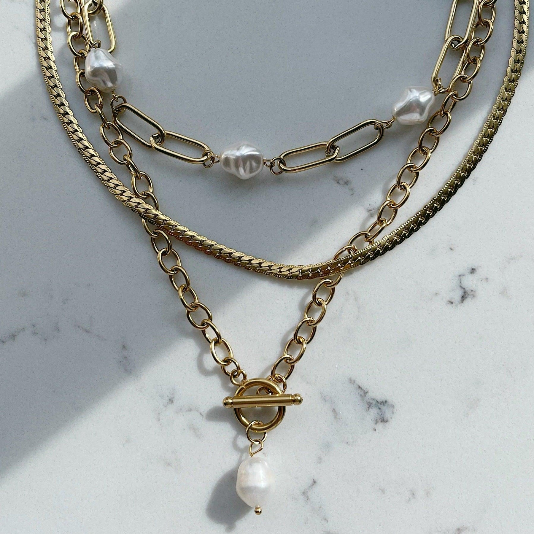 Urbanti Stainless Steel Bora Bora Pearl TBar Necklace Gold