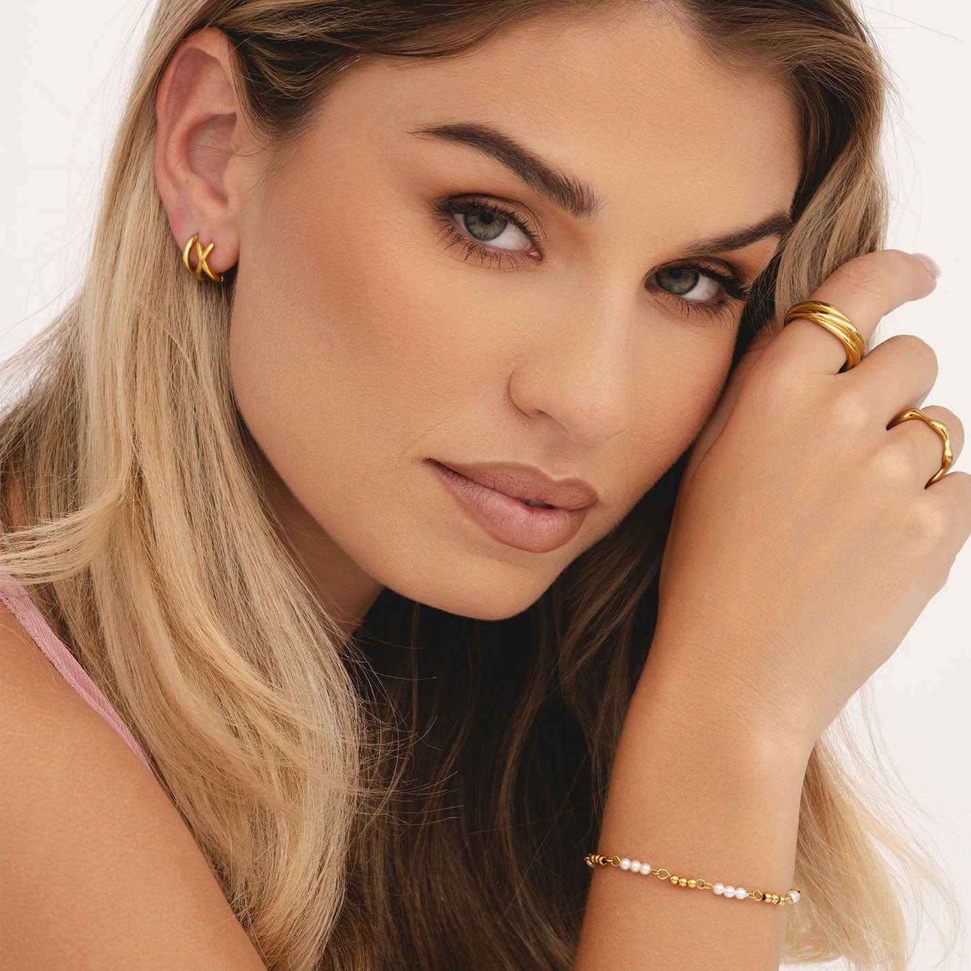 Urbanti Stainless Steel Criss Cross Hoop Earrings