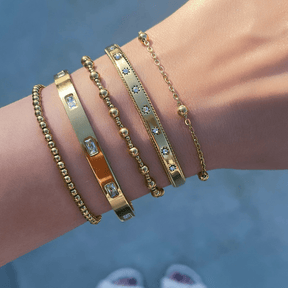 Urbanti Stainless Steel Dainty Ball Bracelet