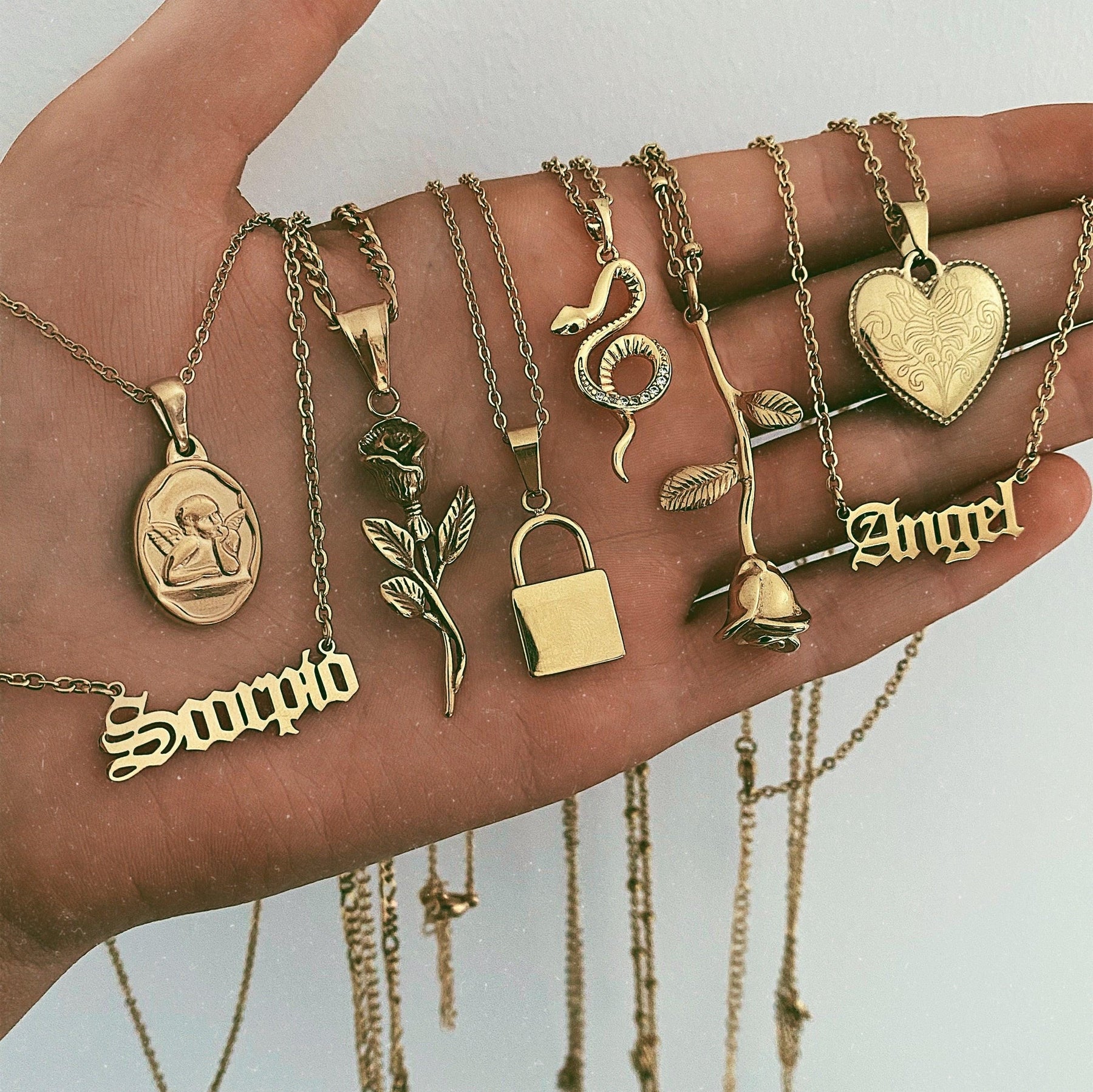 Urbanti Stainless Steel Engraved Heart Necklace