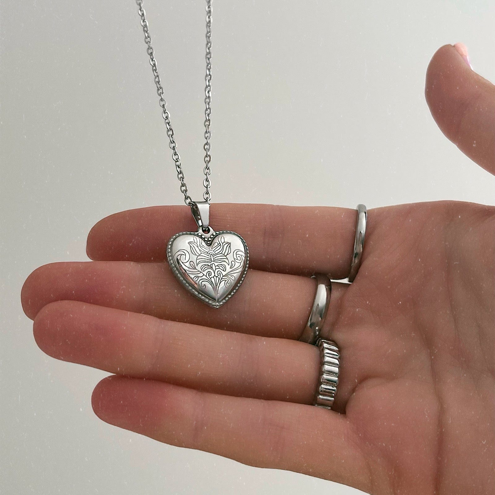 Urbanti Stainless Steel Engraved Heart Necklace