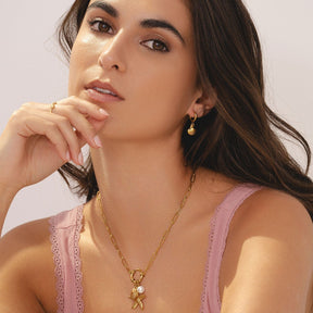 Urbanti Stainless Steel Flavia Shell Hoop Earrings