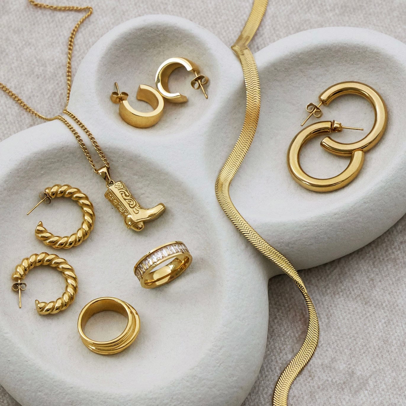 Urbanti Stainless Steel Heather Hoop Earrings