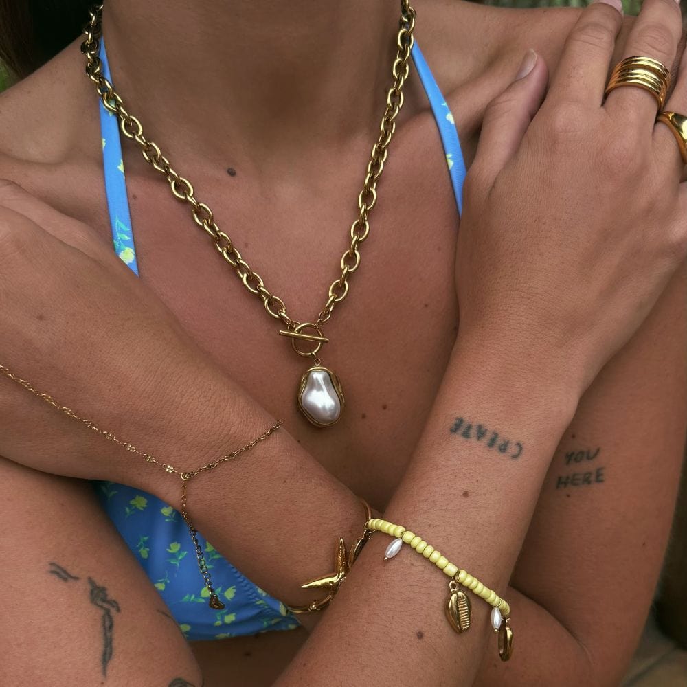 Urbanti Stainless Steel Laurel TBar Necklace