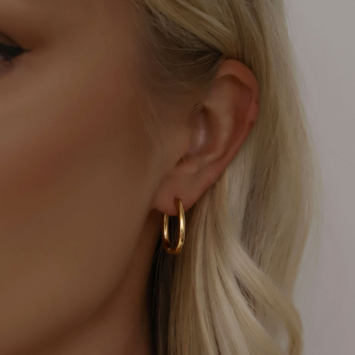 Urbanti Stainless Steel Orlando Hoop Earrings