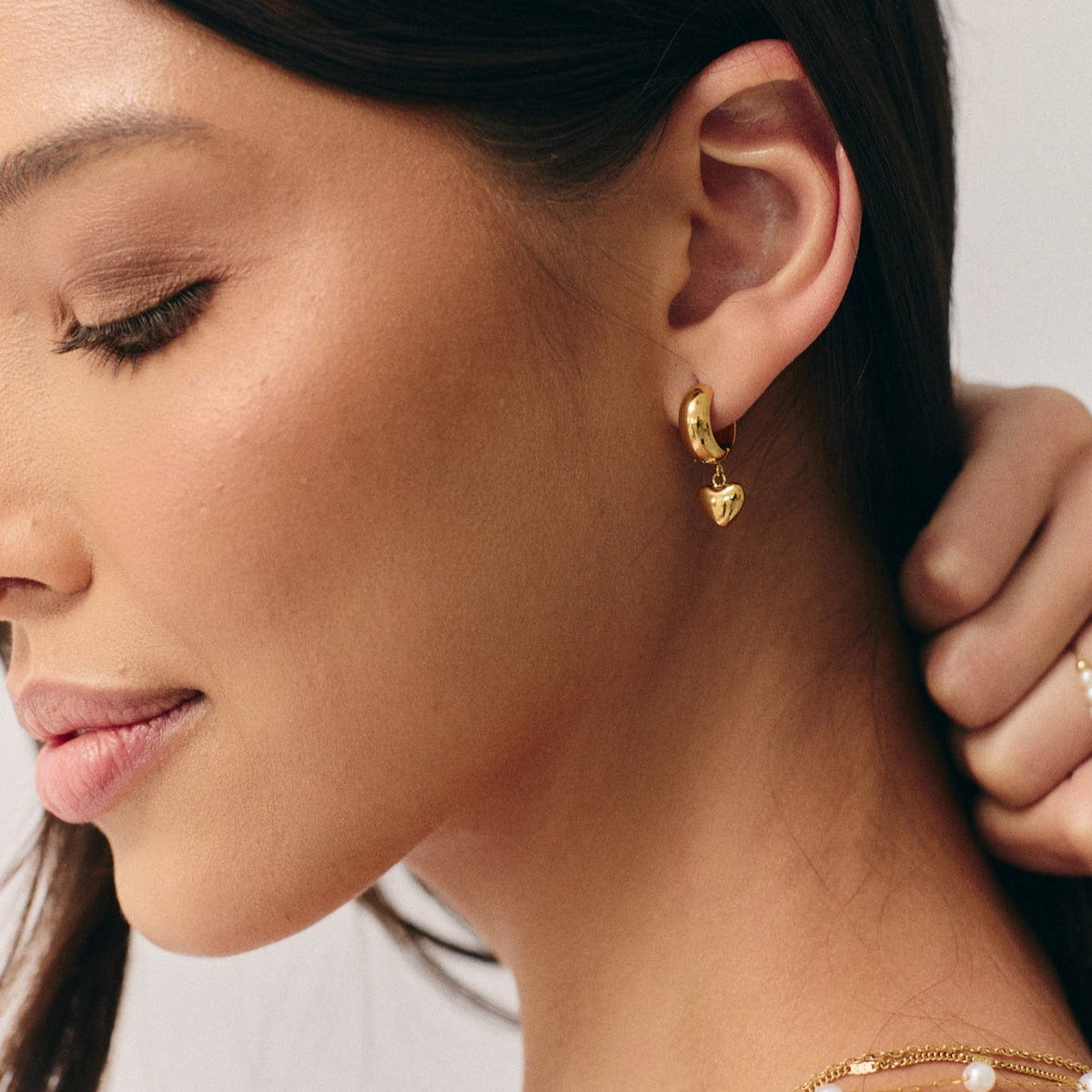 Urbanti Stainless Steel Puffy Heart Hoop Earrings