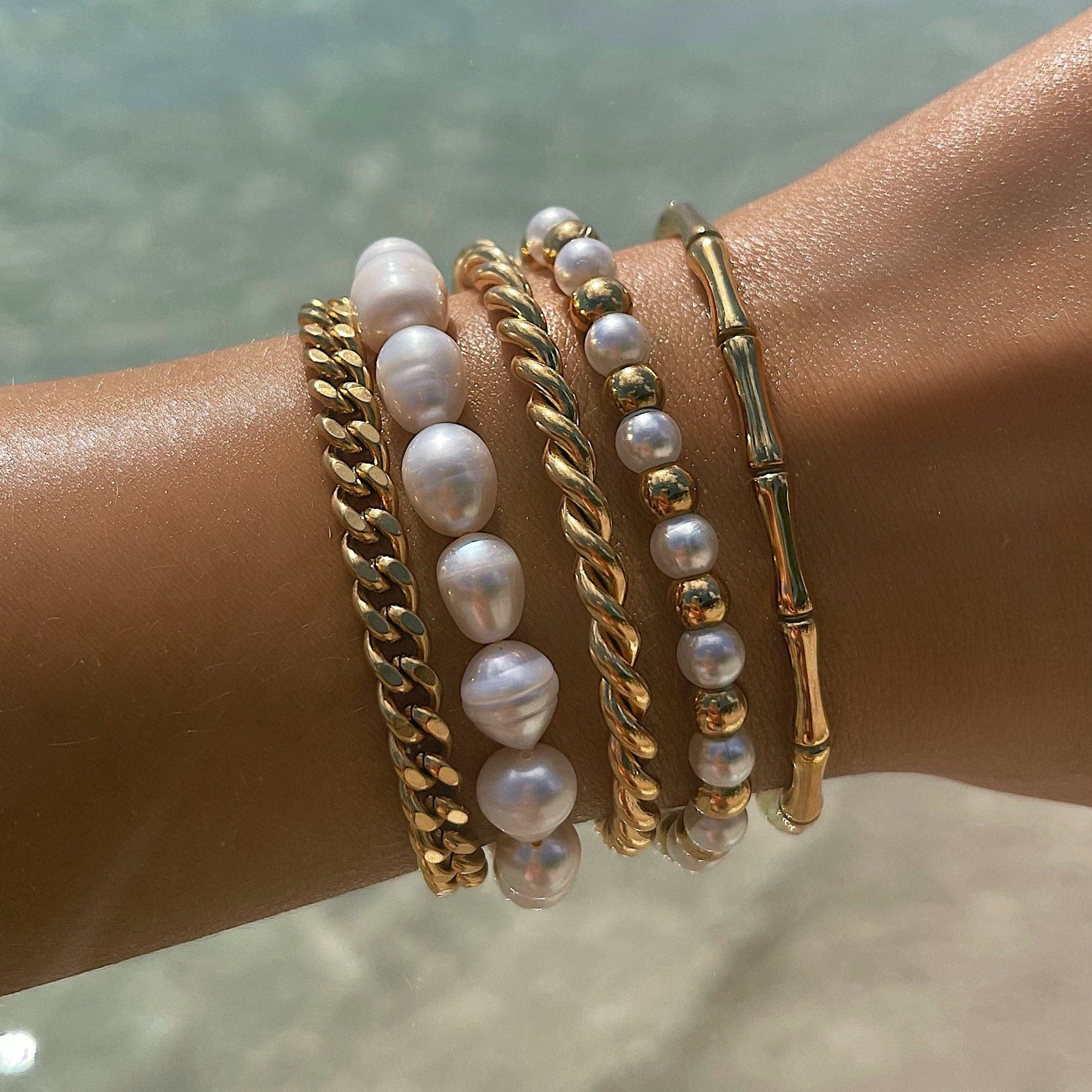 Urbanti Stainless Steel Twist Cuff Bracelet Gold