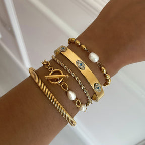 Urbanti Stainless Steel Care Free Eye Bracelet