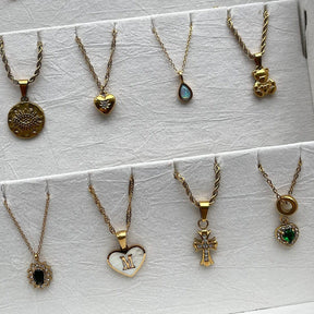 Urbanti Stainless Steel Mini Teddy Necklace Gold