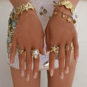 Urbanti Stainless Steel Swirl Cuff Bracelet